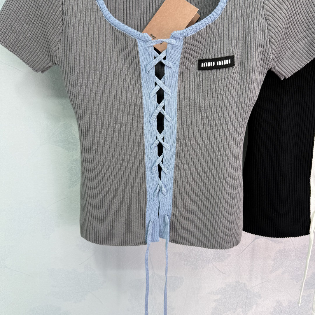 MIU25SS Crew Neck Knit Short Sleeve Top
