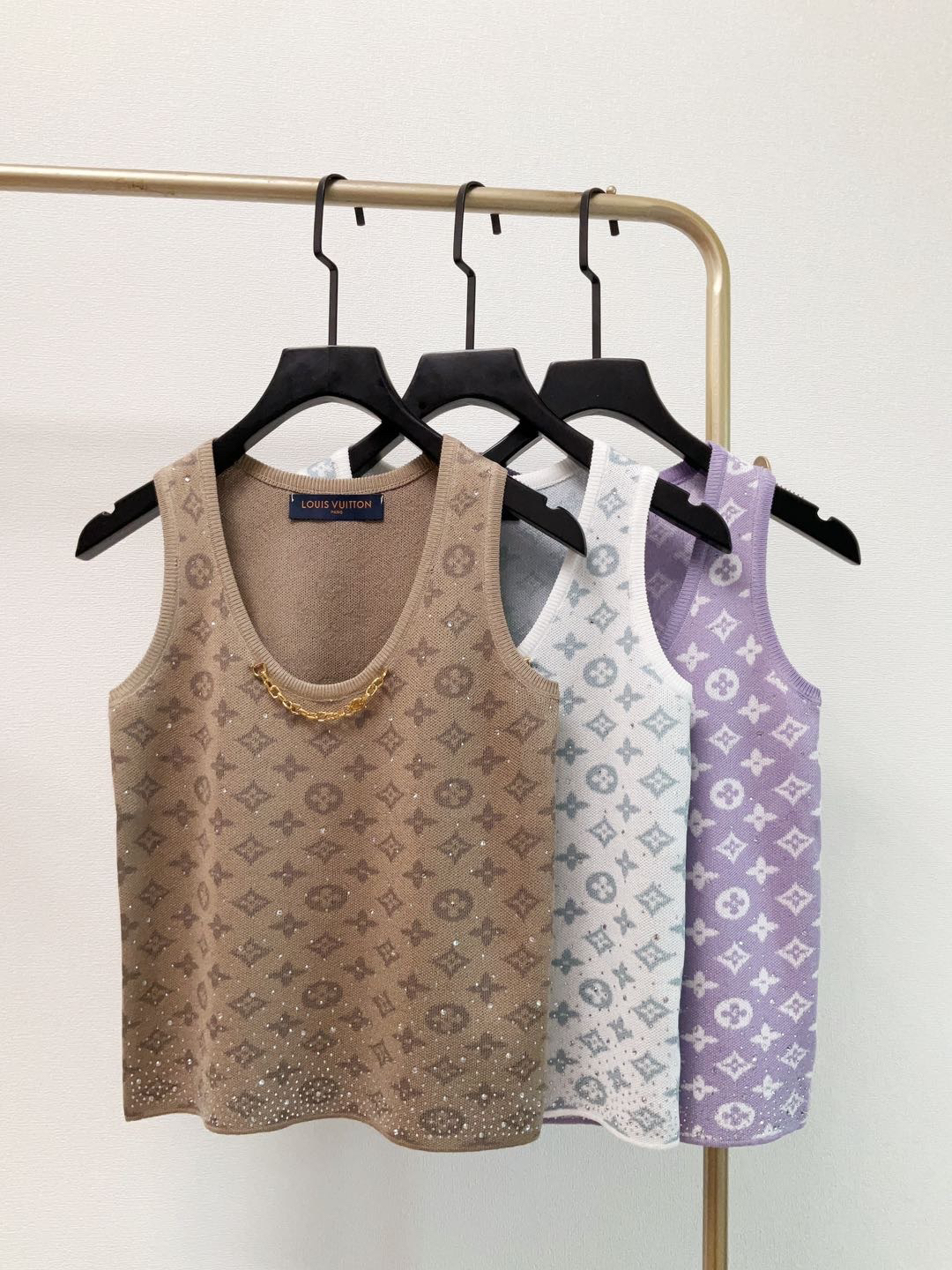 LU25SS Knit Crew Neck Sleeveless Tank Top