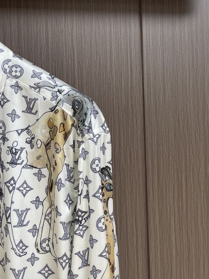 LU25SS Old Flower Animal Shirt