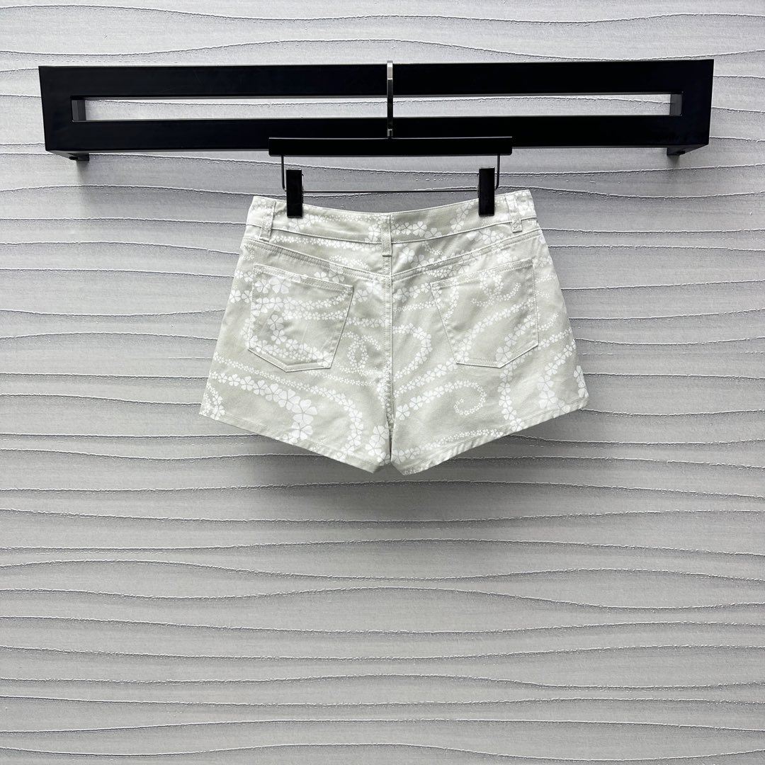 CHANE25SS Printed Pocket Denim Shorts