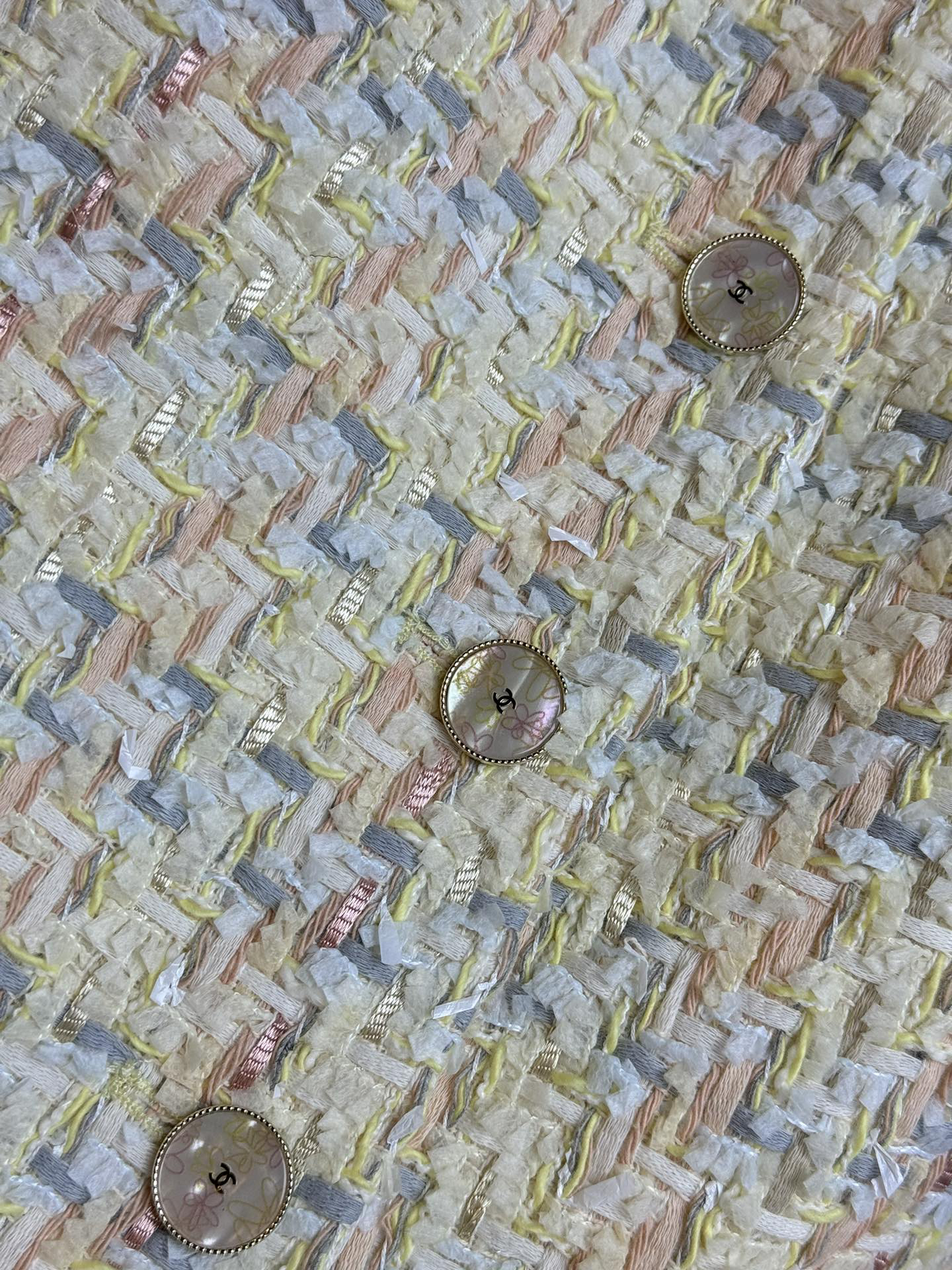 CHANE25SS yellow tweed vest