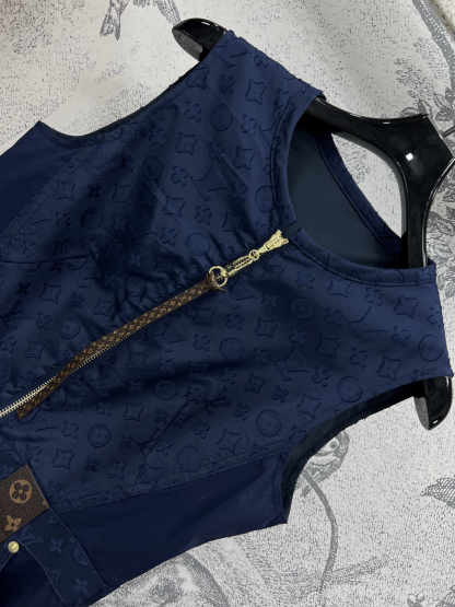 LU25SS Dark Printed Old Flower Sleeveless Dress