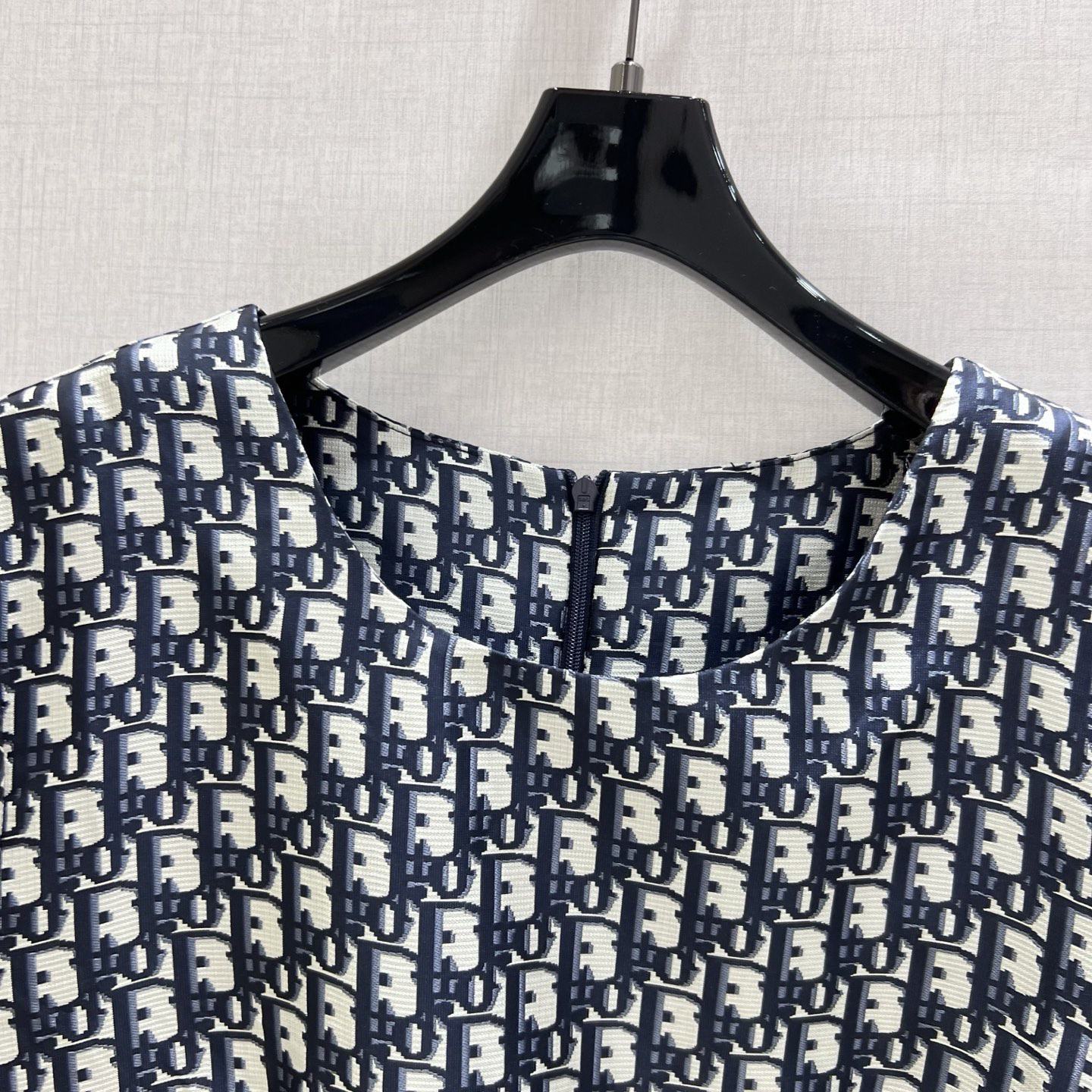 DIO25SS Classic Old Flower Pocket Weave Round Neck Short Sleeve Dress