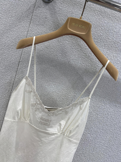 MIU25SS Ivory Embroidered Waist-Closing Long Halter Dress
