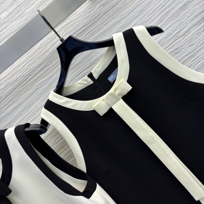 PRAD25SS Black and White Color Clash Vest Dress