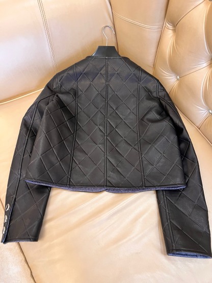 CHANE25SS diamond-print leather jacket
