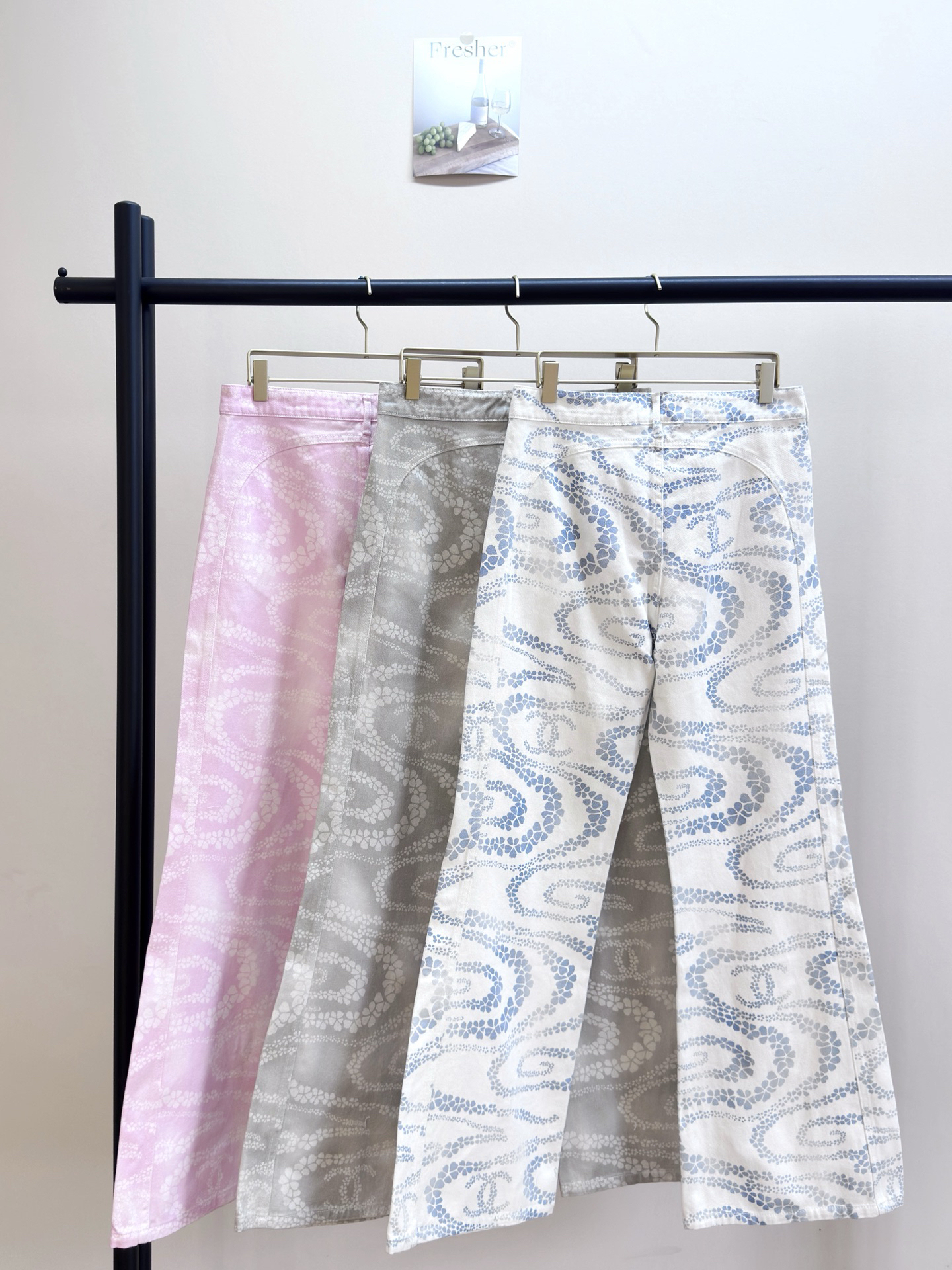 CHANE25SS printed denim micro trousers