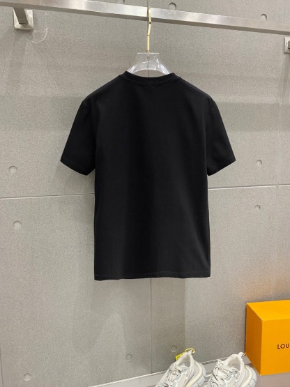 LEW Large Printed Short Sleeve T-Shirt