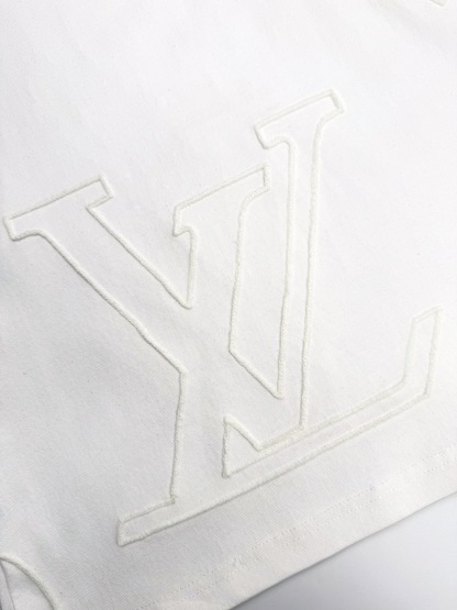 1V 25SS Dark floral logo T-shirt