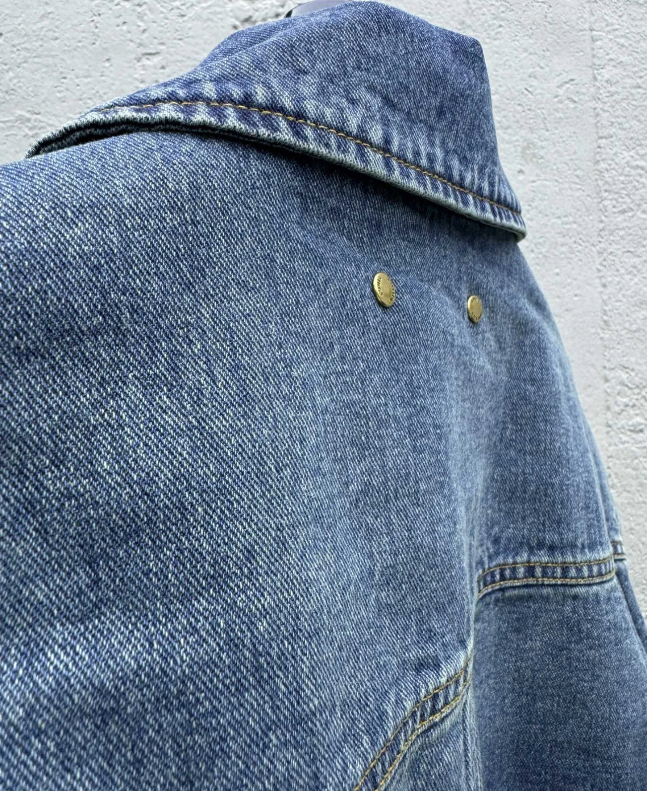 1V Pocket printed logo denim jacket