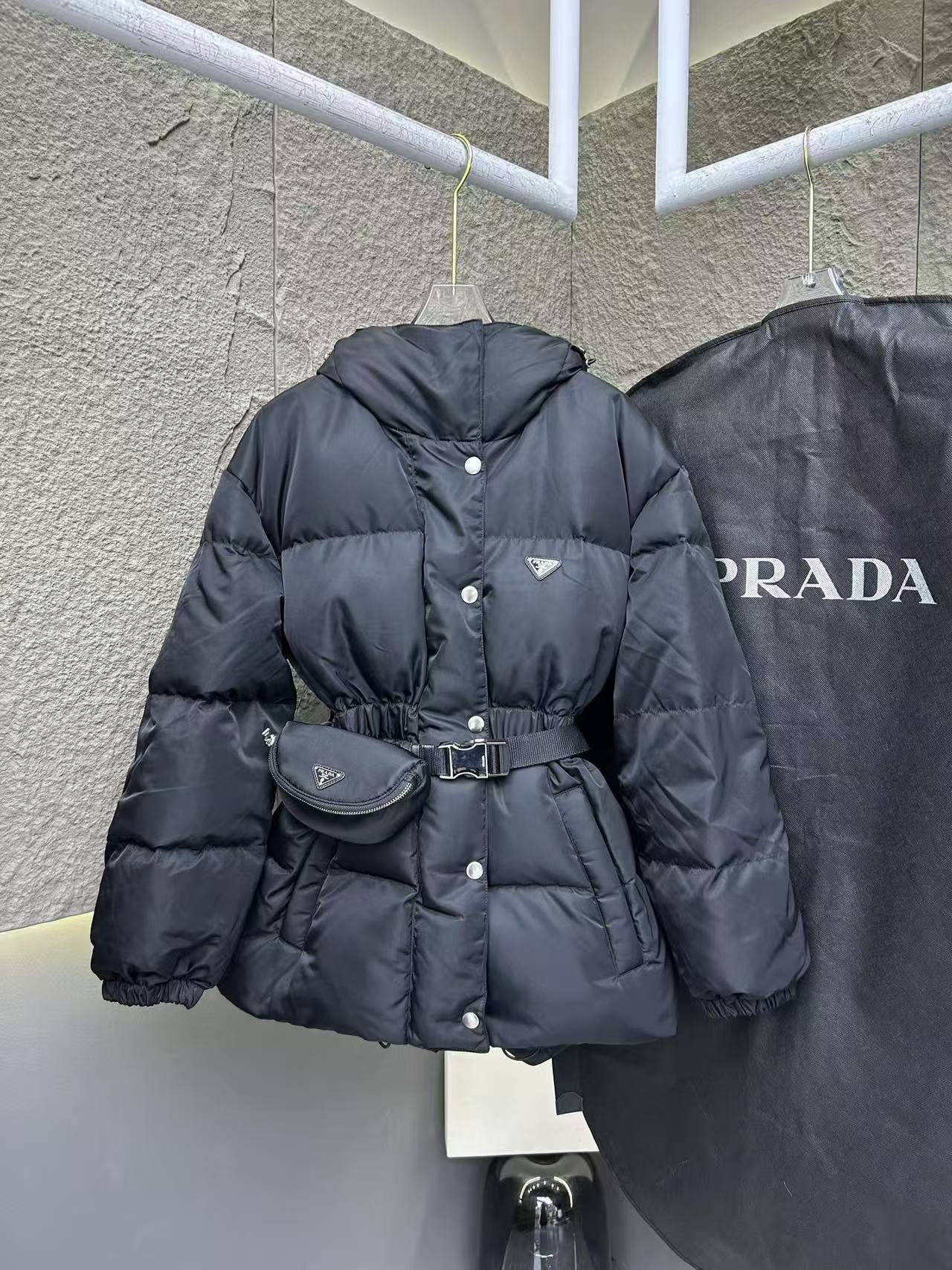 PRD 25SS Ant waist hooded down jacket