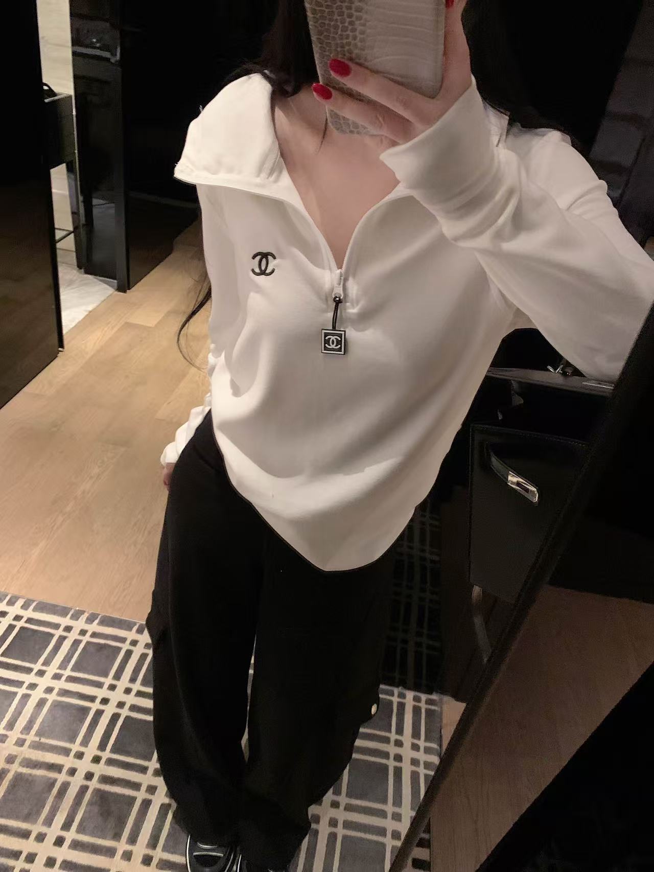 CC Zipper and fleece hooded long sleeved base shirt