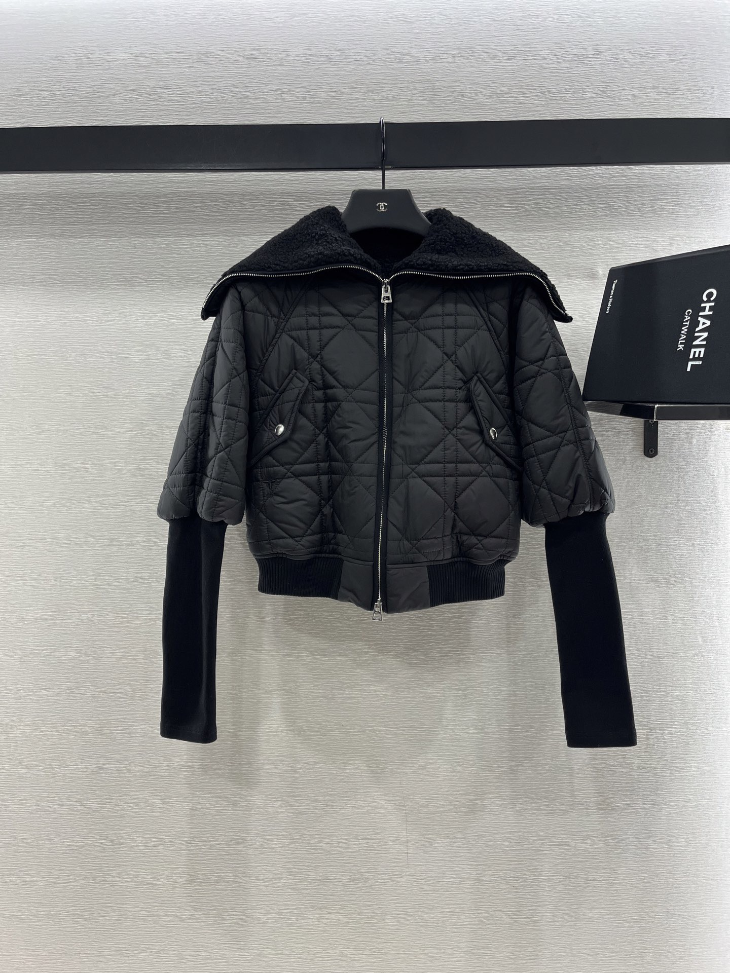 CD Threaded sleeve cotton jacket