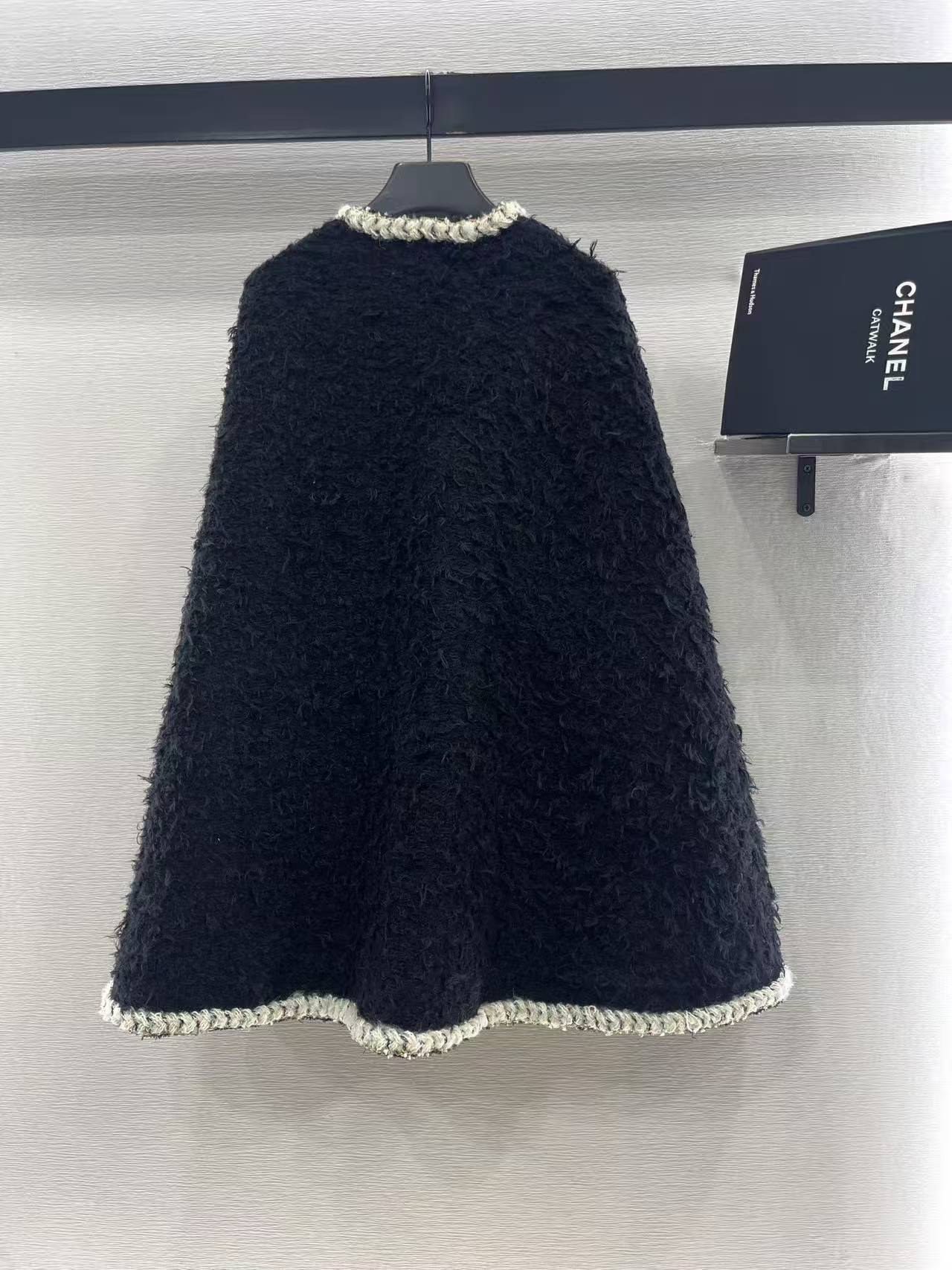 CC 25SS Medium length cloak jacket