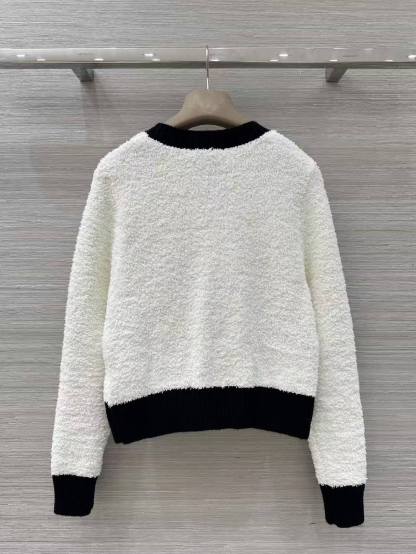 CC 25SS  Classic black and white contrasting pocket knit cardigan