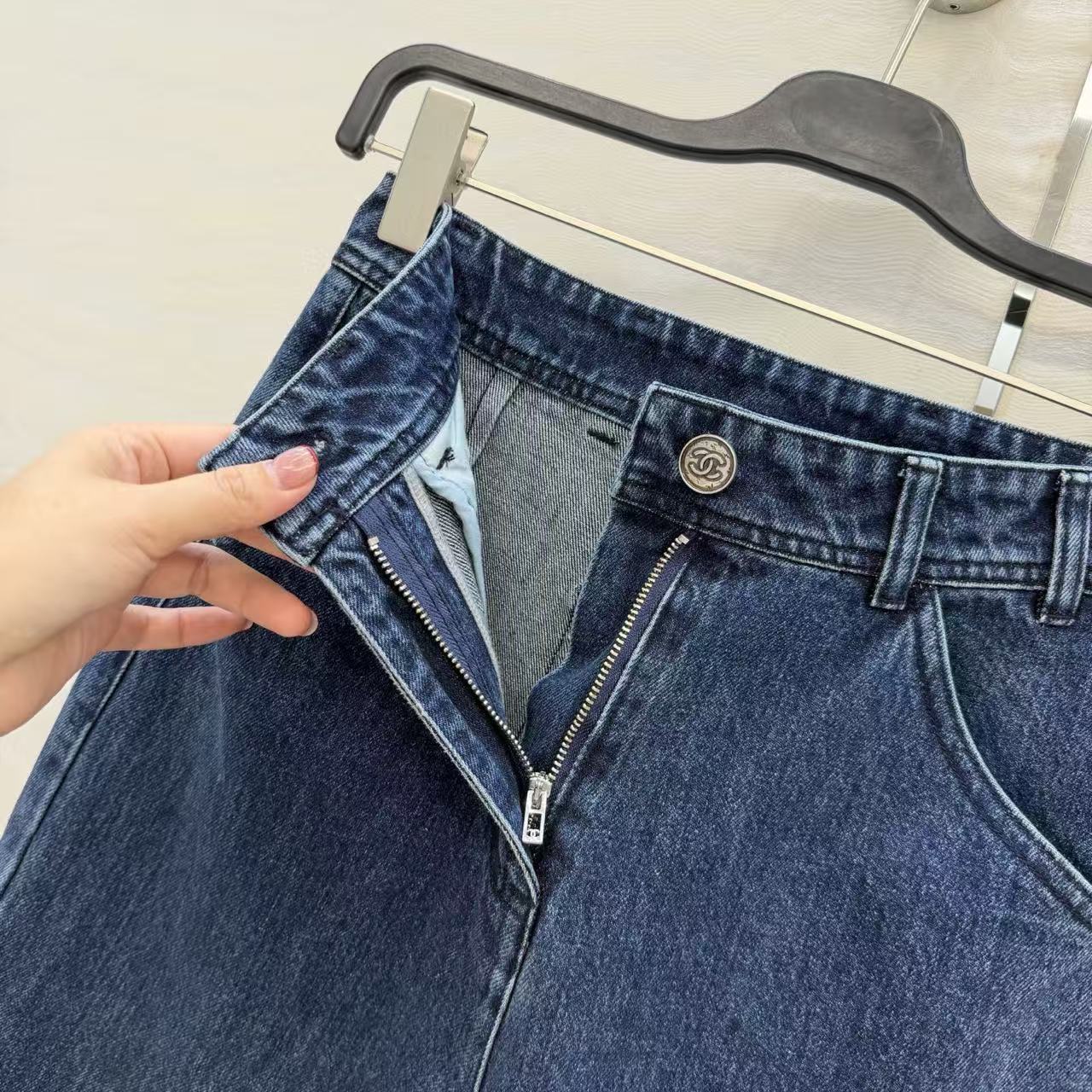CC 26SS Spring and summer new product: three-dimensional double C workwear pocket jeans