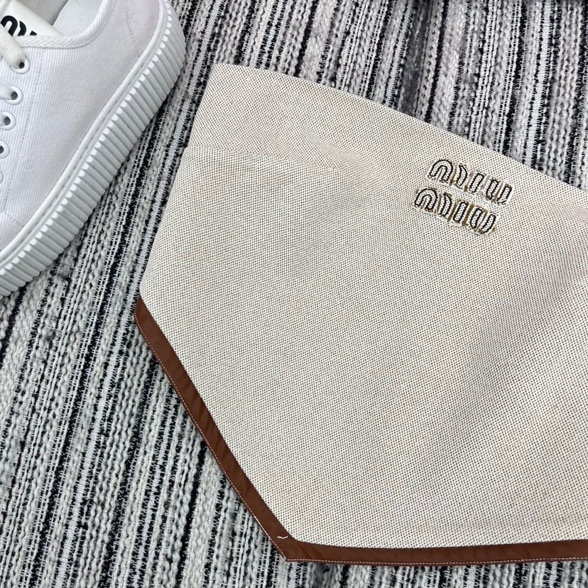 MM25SS Colorblocked Side Design Denim Sheath Top