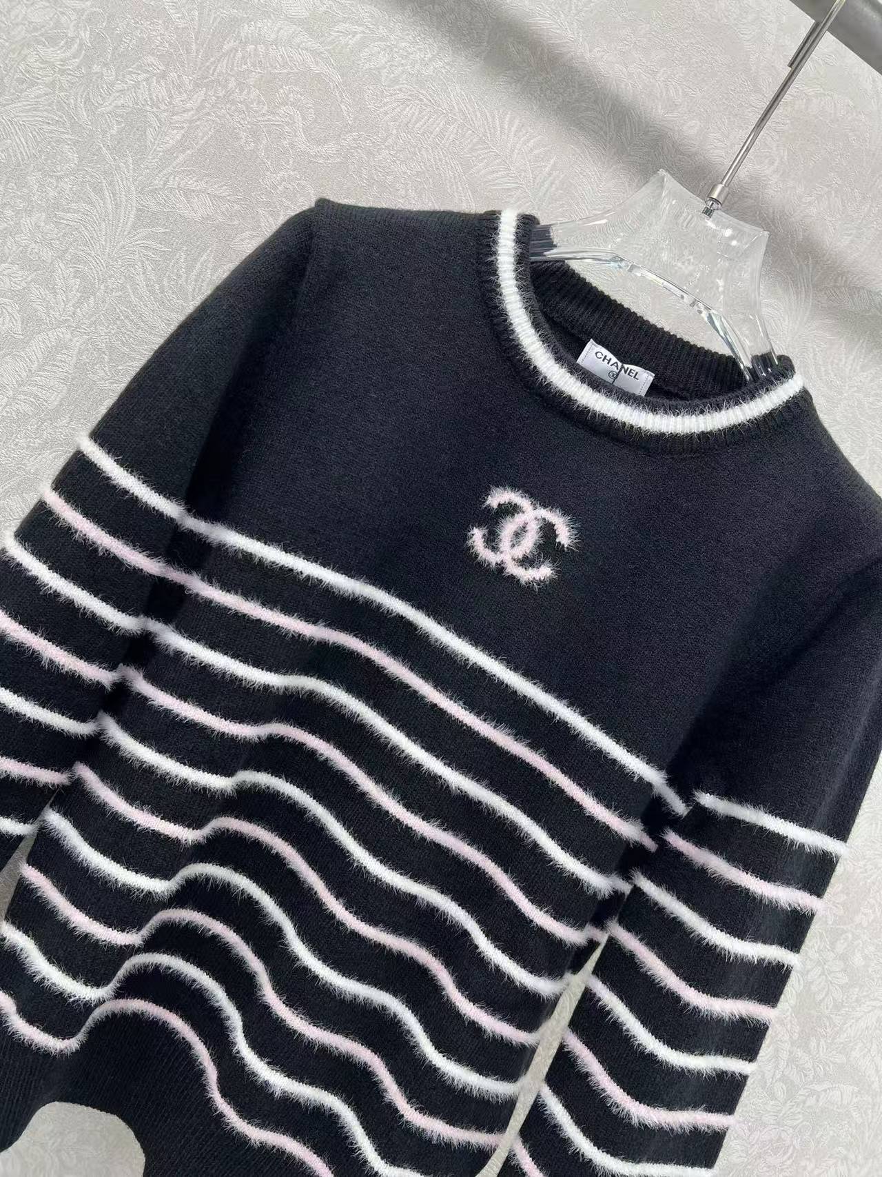 CC 25SS Striped pullover long sleeved sweater