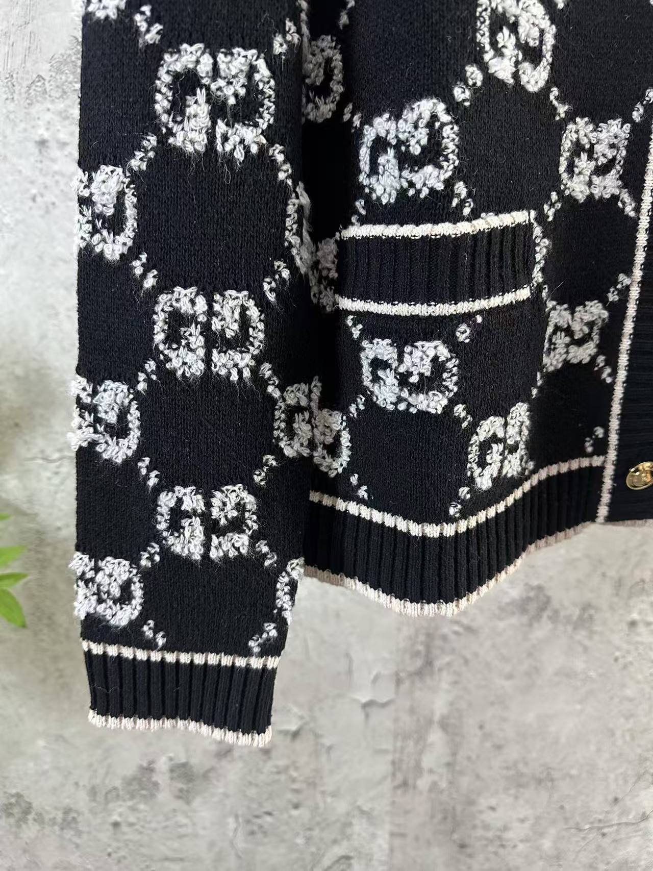 GG Round neck double G letter thick wool cardigan