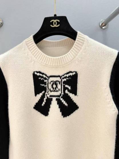 CC 25SS  Ski Season Series Double C Bow Knitted Shirt