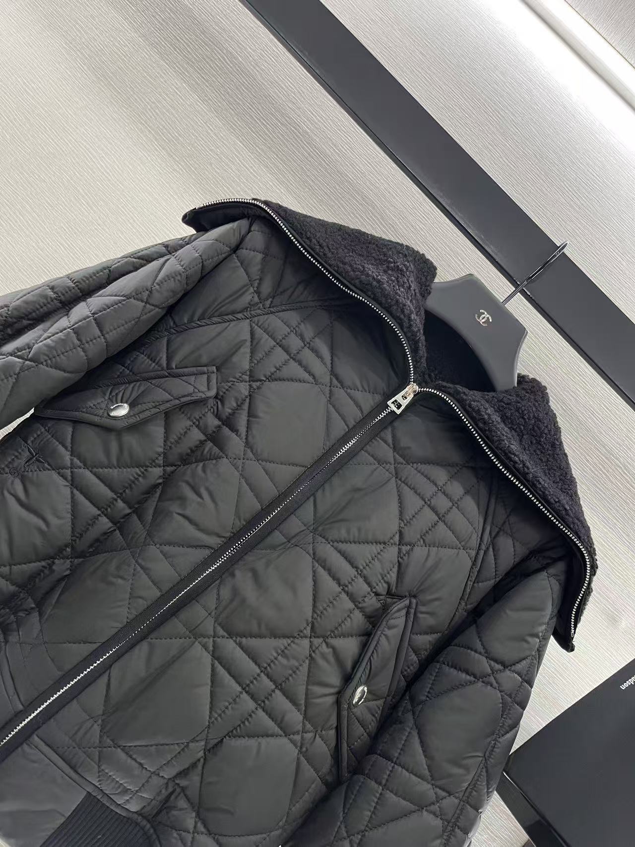 CD Threaded sleeve cotton jacket