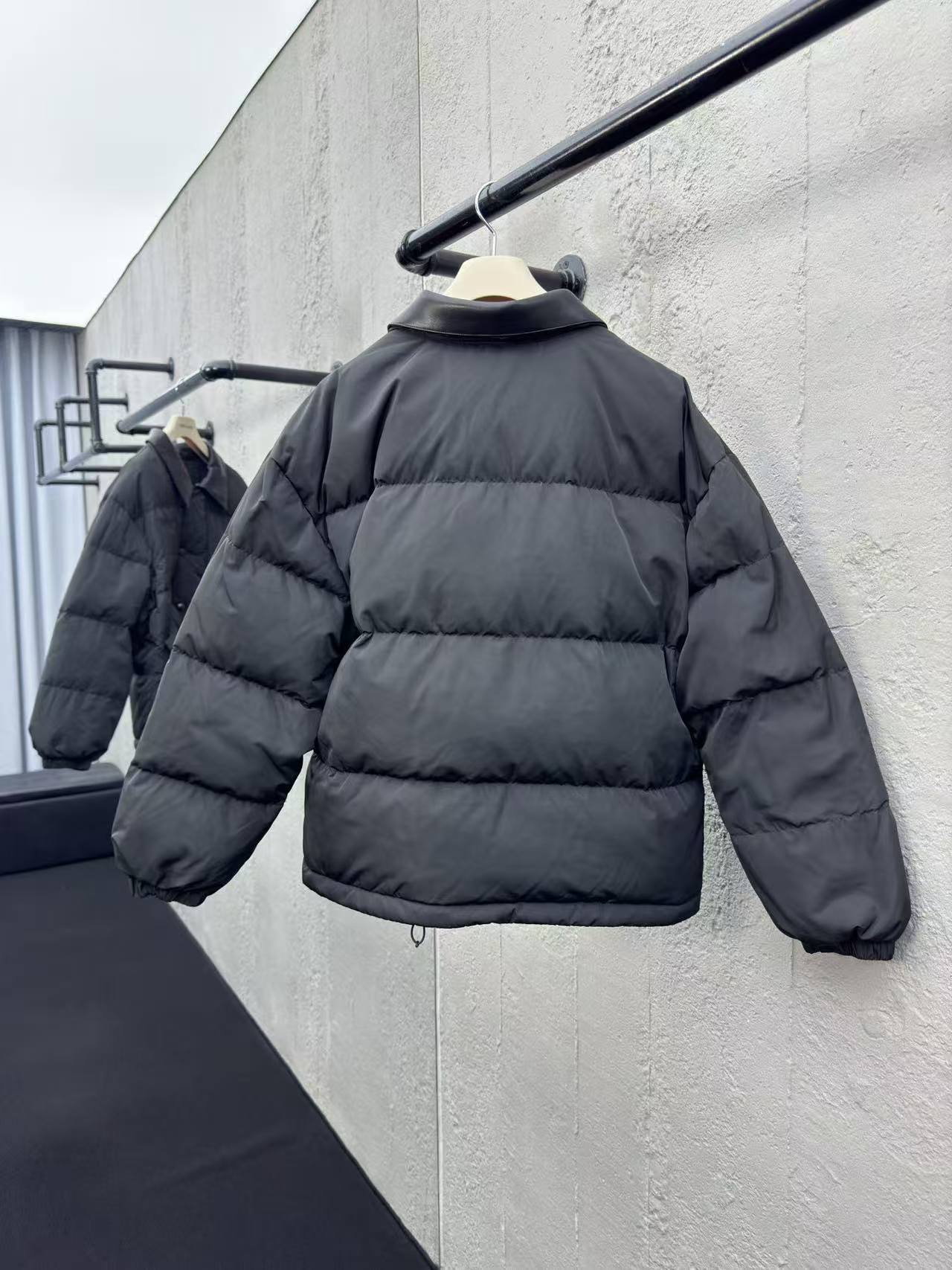 MM 25SS Leather collar 2-color down jacket