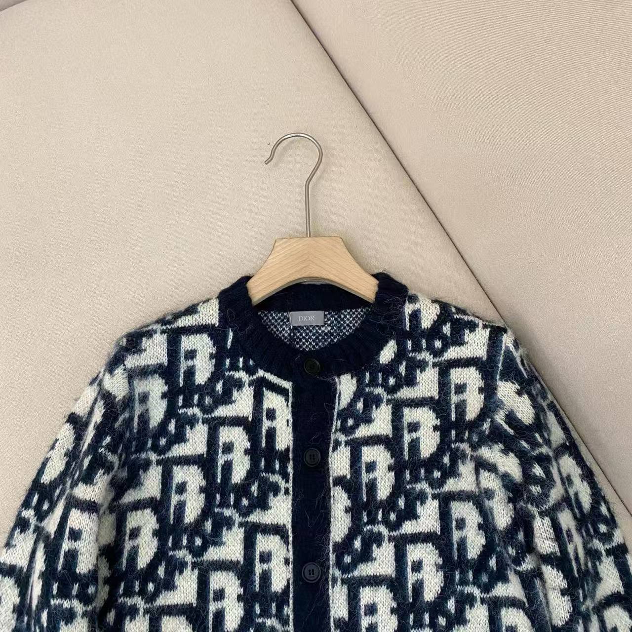 CD Vintage mare fur sweater jacket