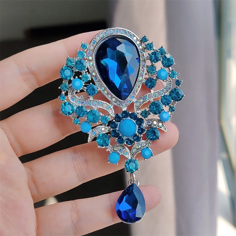 Creative Fashion Brooch