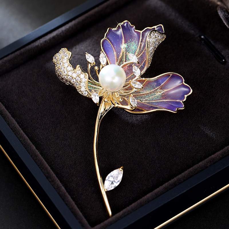 Lotus Freshwater Pearl Brooch