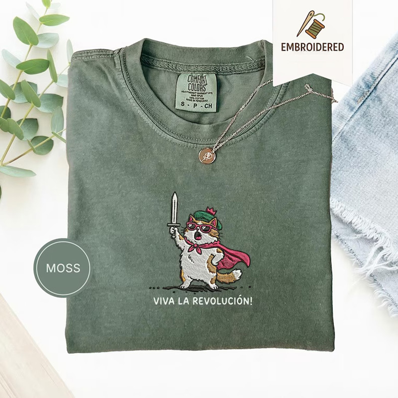 Embroidered Viva La Revolución, Carl Princess Donut Shirt