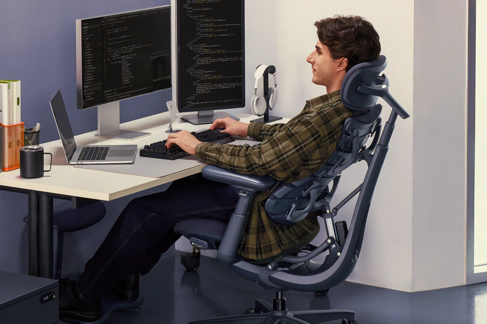 LiberNovo Omni Dynamic Ergonomic Chair