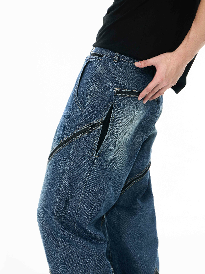 Minimalist Style Knife-cut Zipper Jeans