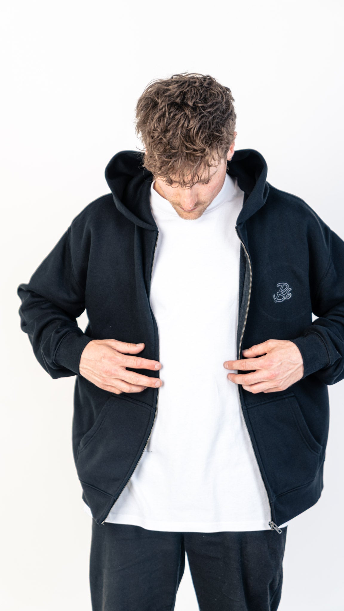 Studio Fit Zip Black