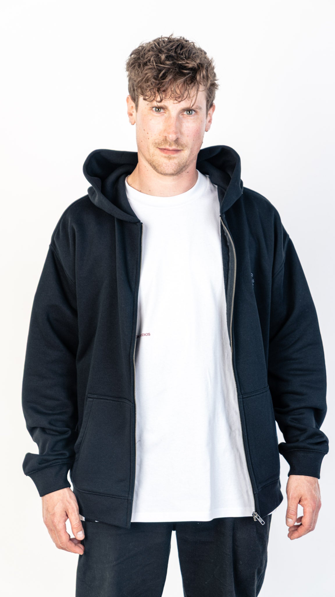 Studio Fit Zip Black