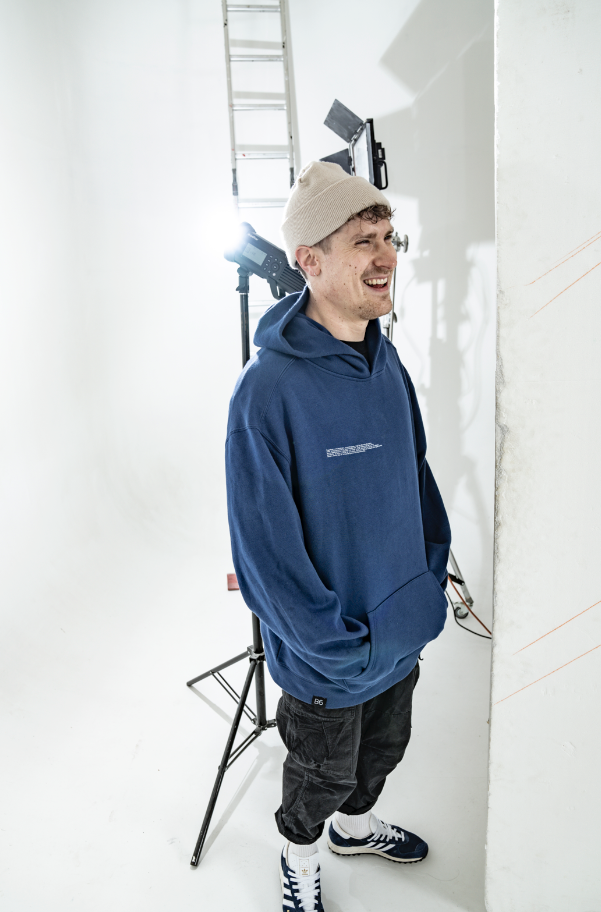 Mantra Minimalism Hood Navy