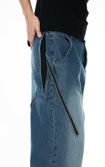 Minimalist Style Knife-cut Zipper Jeans