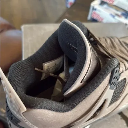 Jordan Retro 4 Cave Stone unreleased size 11