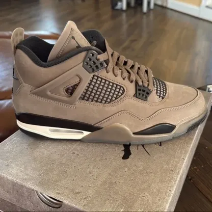 Jordan Retro 4 Cave Stone unreleased size 11