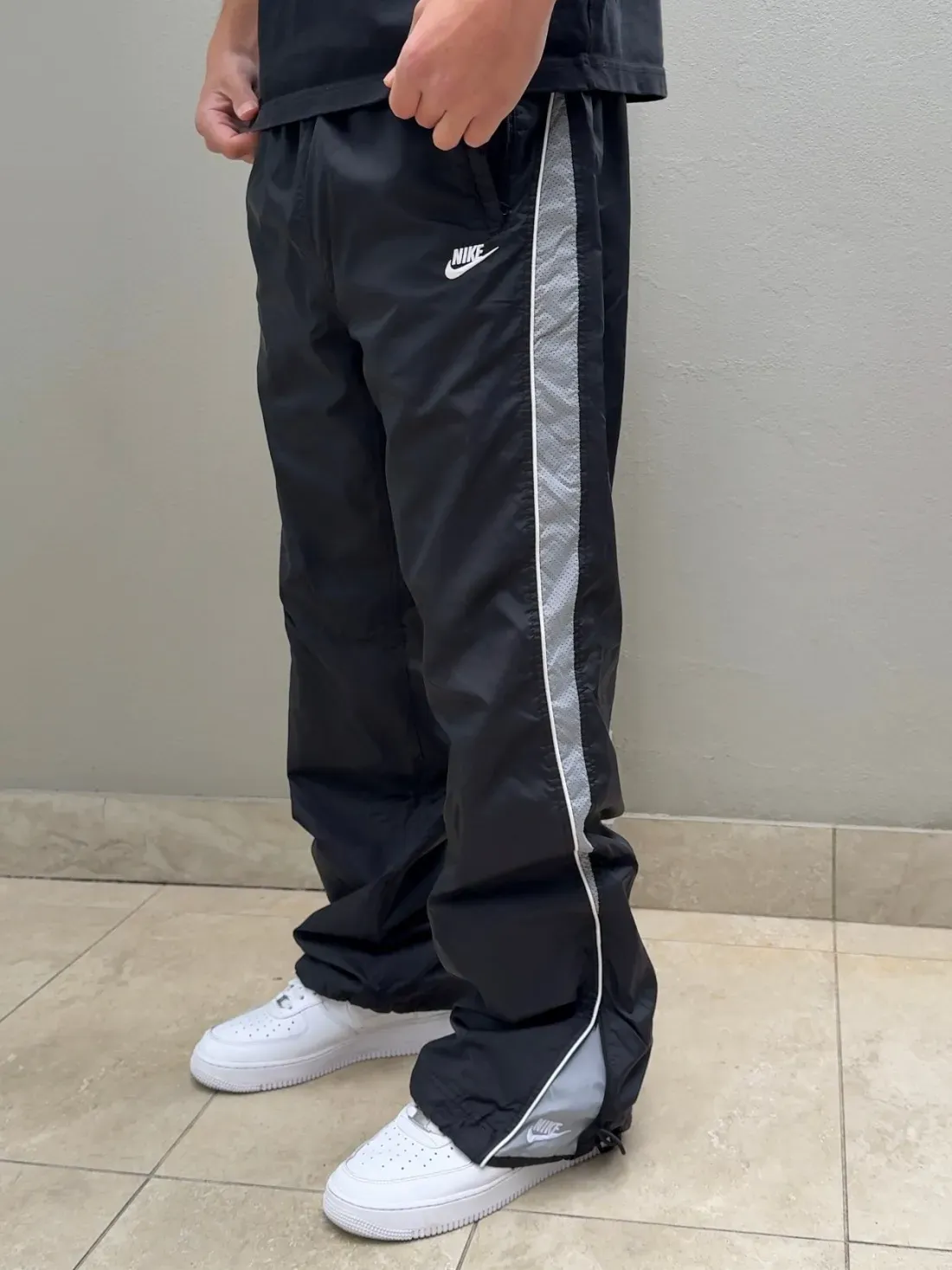 Nike Vintage Track Pants RARE 2000s (XL)