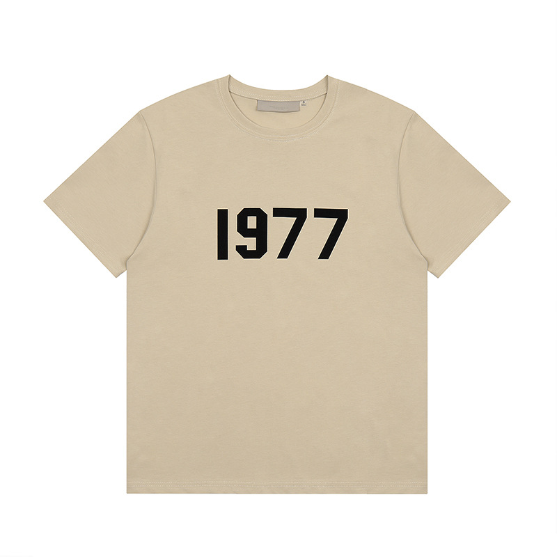 1977 T-Shirt / Shorts / Set - Beige