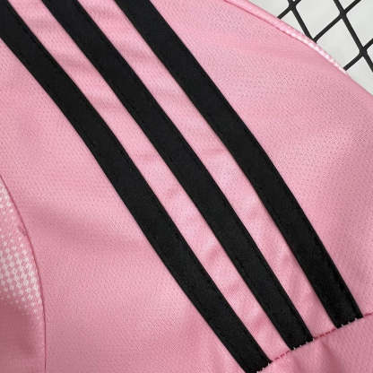 REAL MADRID PINK DREAM KIT