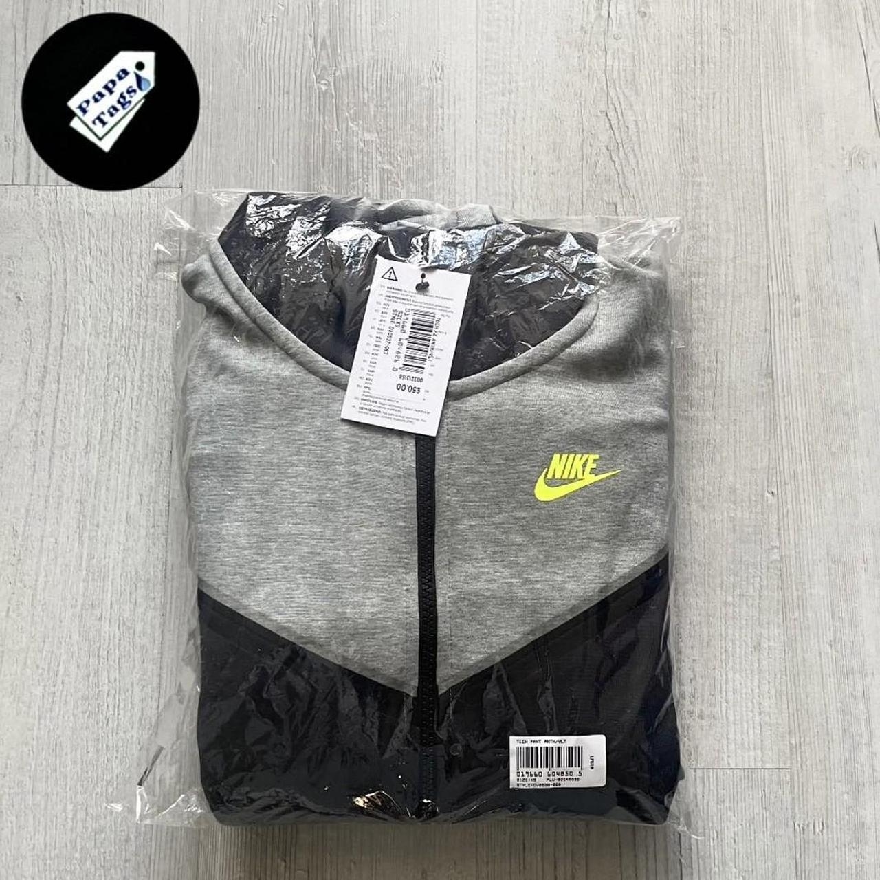 Men's Grey and Green Suit