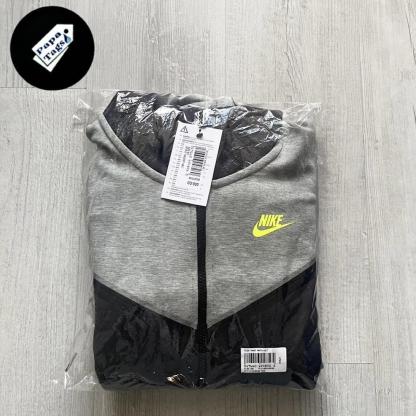 Men's Grey and Green Suit