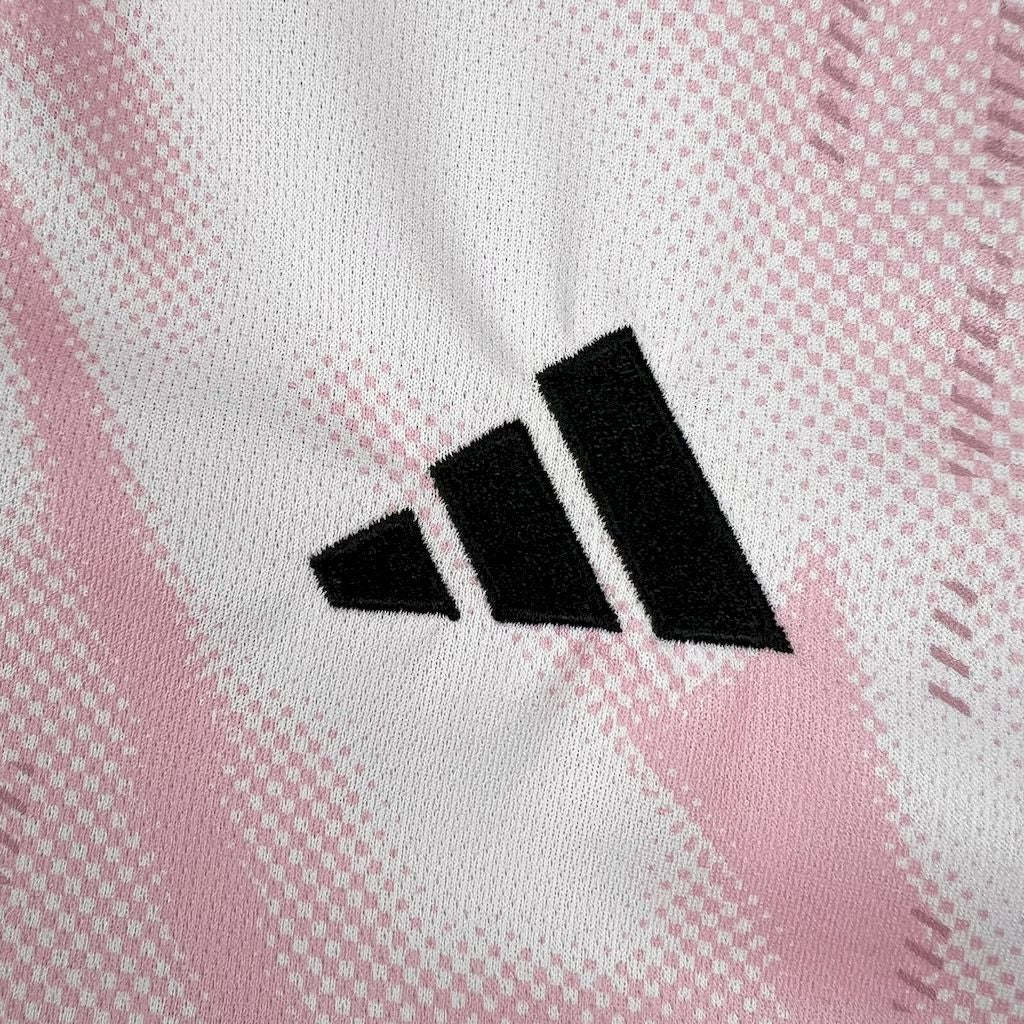 REAL MADRID PINK DREAM KIT