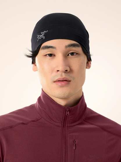 Rho Toque in Black