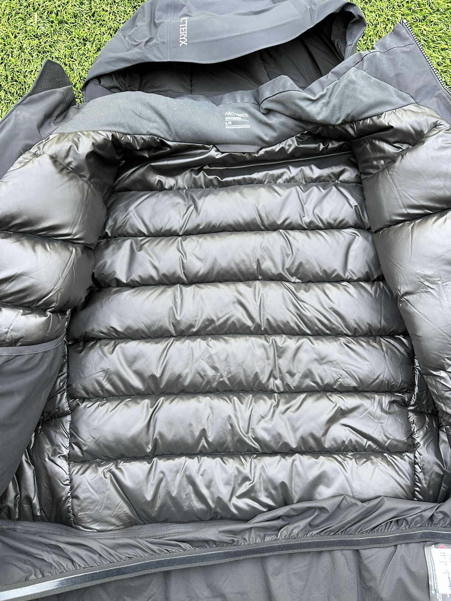 Waterproof down insulated jacket