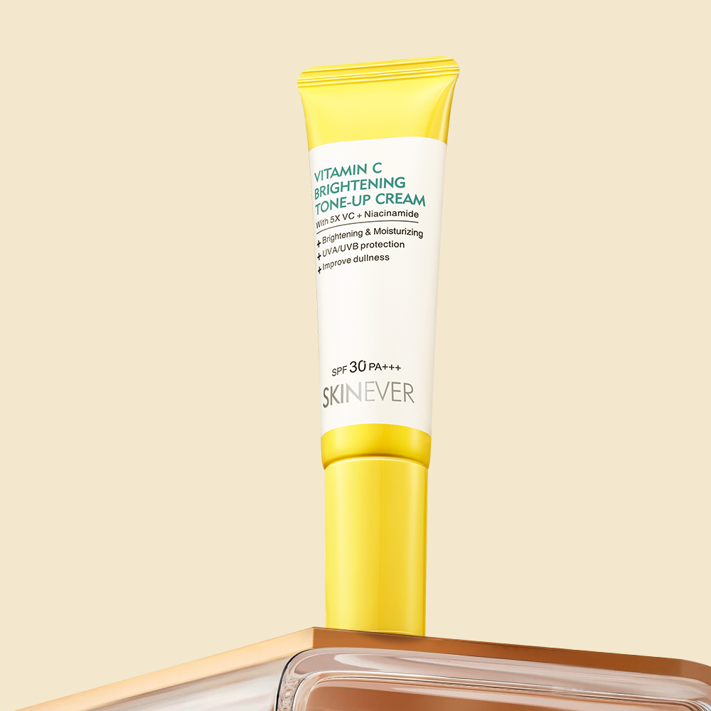 SKINEVER Vitamin C Sunscreen Tone-Up Cream Preventing UV Damage Brightening Even Skin Tone 30g