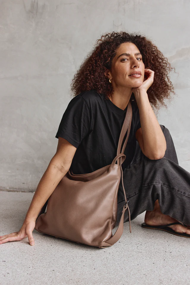 Konvertibilní taška Bella s mléčnou čokoládou 3 v 1