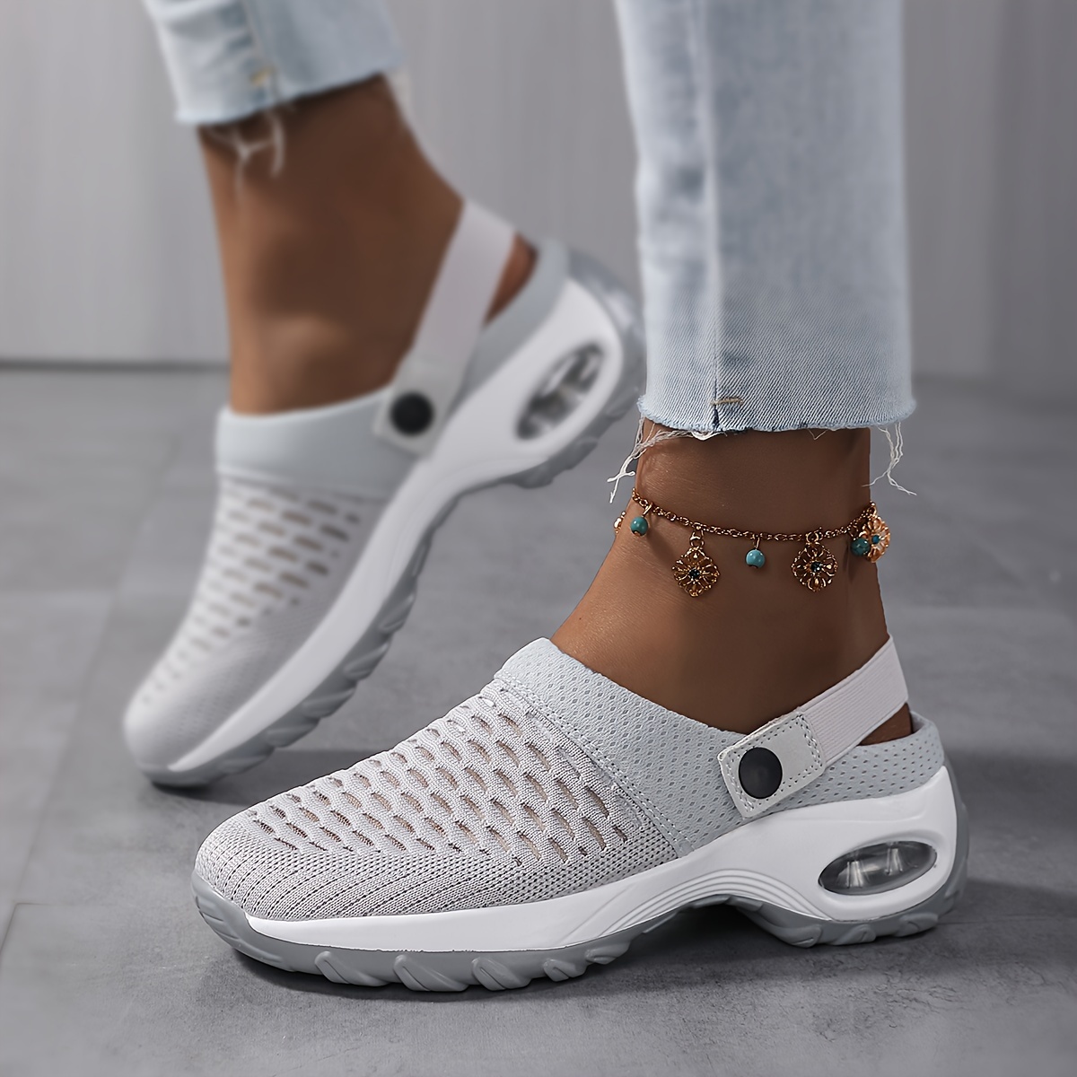 ⭐ Last Day Sale 50% OFF ⭐Women's Orthopedic Clogs With Air Cushion Support to Reduce Back and Knee Pressure