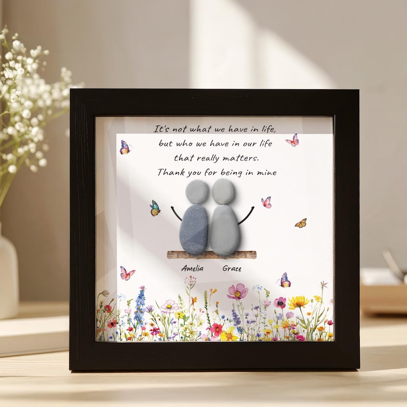 Pebble Friendship Frame ,Timeless Friendship gift, Keepsake,Christmas Tree Hanging Gift,Best Friend Pebble frame Decor, Gift for Friends